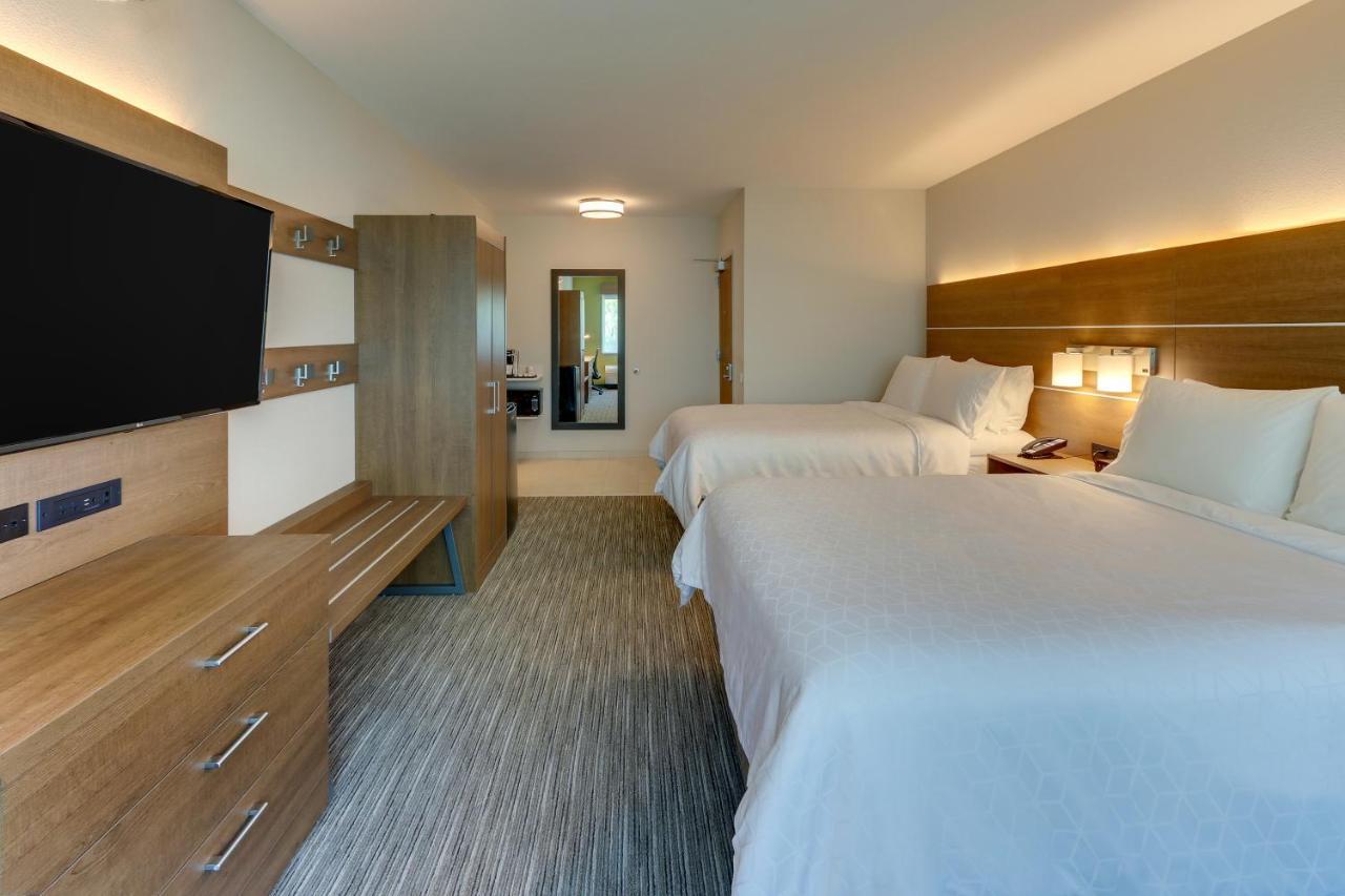 Holiday Inn Express & Suites - Roanoke - Civic Center Esterno foto