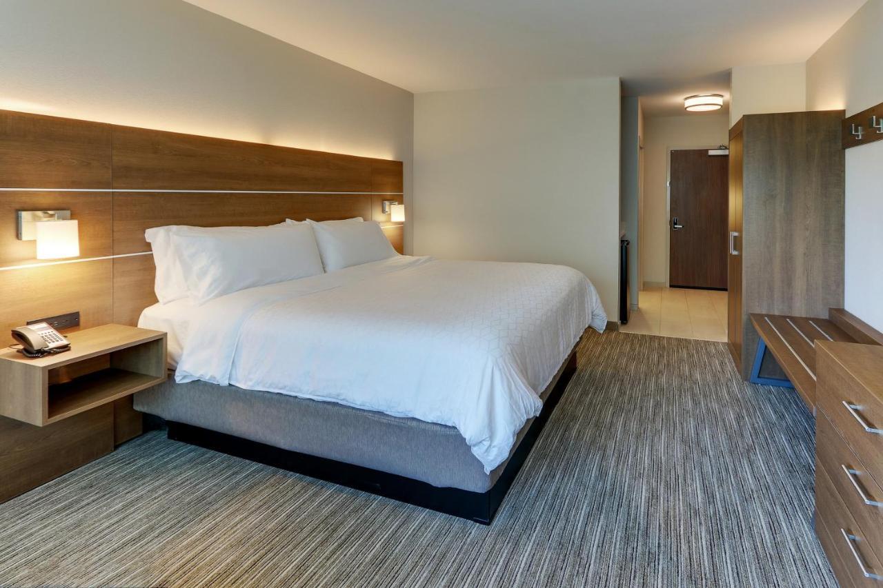 Holiday Inn Express & Suites - Roanoke - Civic Center Esterno foto