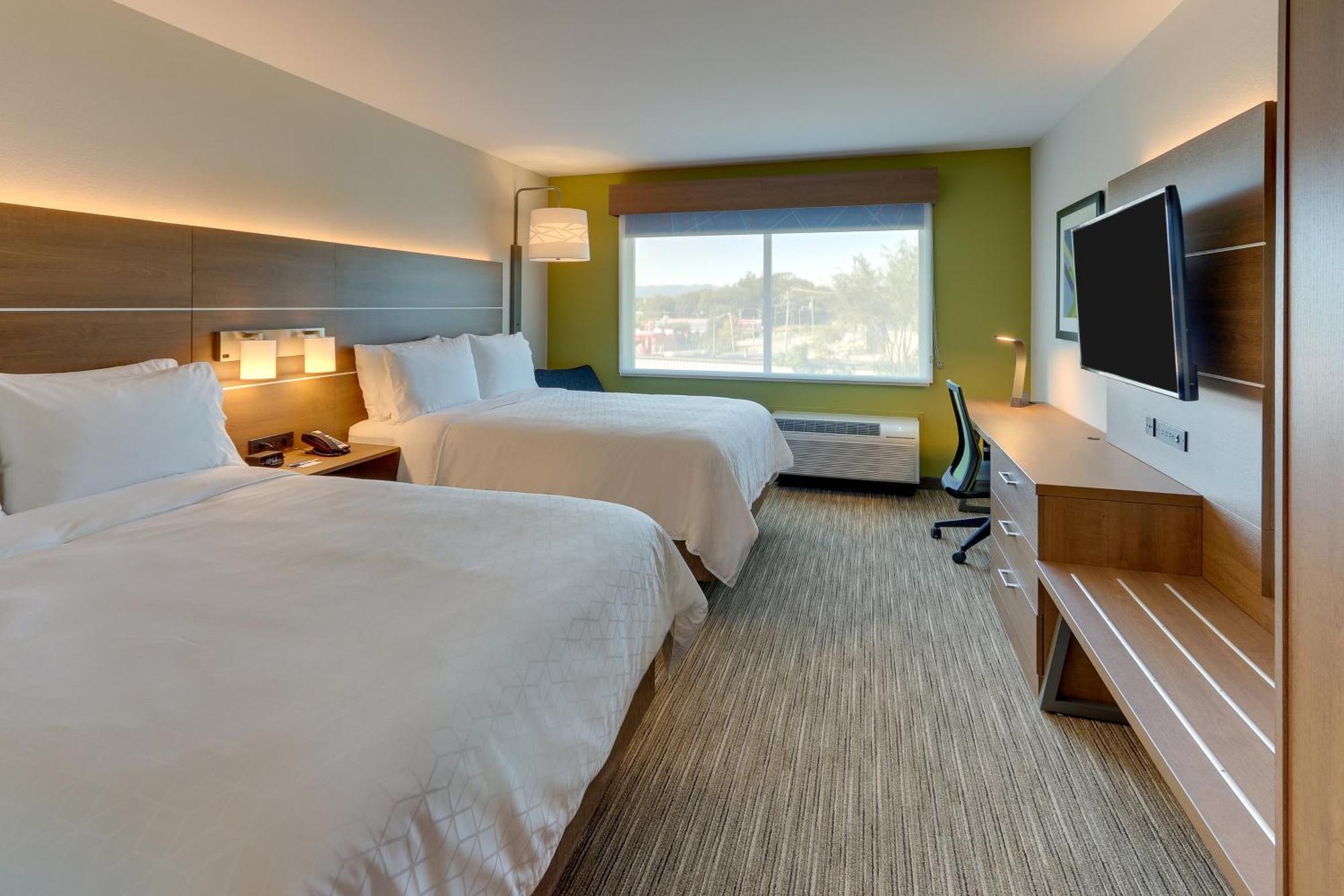 Holiday Inn Express & Suites - Roanoke - Civic Center Esterno foto